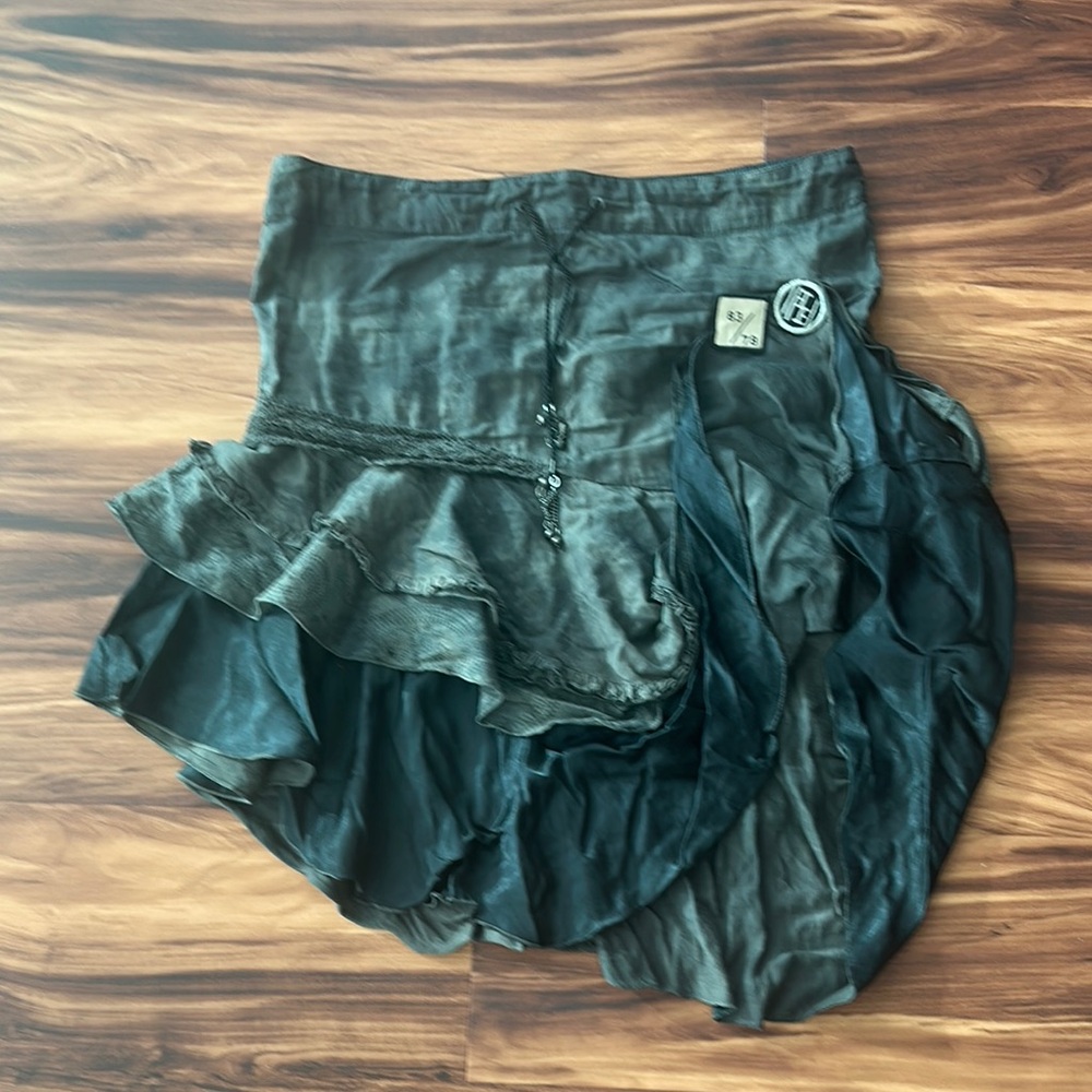 Elegant Black Ruffled Skirt